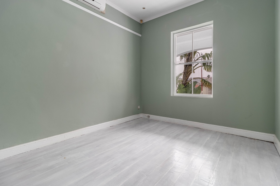 To Let 2 Bedroom Property for Rent in Sea Point Western Cape